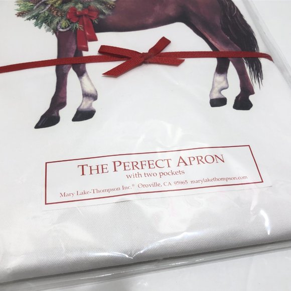 NEW Mary Lake Thompson Christmas Horse Apron - Picture 3 of 4